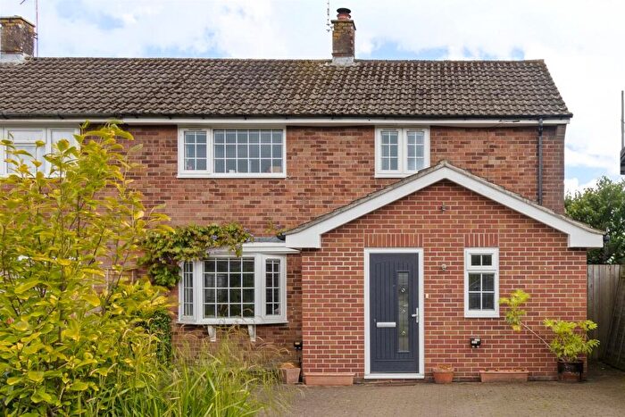 4 Bedroom Semi-Detached House For Sale In Glebe Road, Buriton, Petersfield, GU31