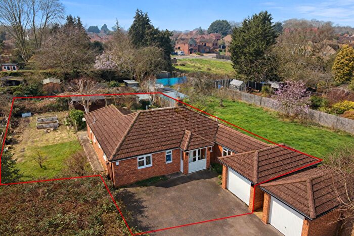 3 Bedroom Bungalow For Sale In Copelands Road, Desborough, Kettering, NN14