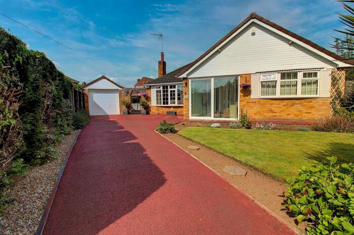 3 Bedroom Detached Bungalow For Sale In Park View, Sharnford, LE10