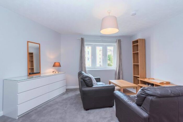 2 Bedroom Flat To Rent In Murieston Lane, Dalry, Edinburgh, EH11