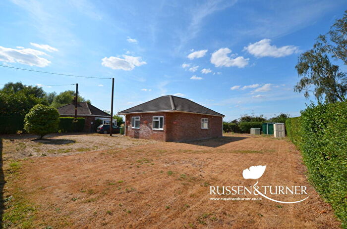 2 Bedroom Detached Bungalow For Sale In Garage Lane, Setchey, PE33
