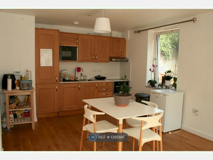 1 Bedroom Flat To Rent In St. Stephen Martyr, Bournemouth, BH2