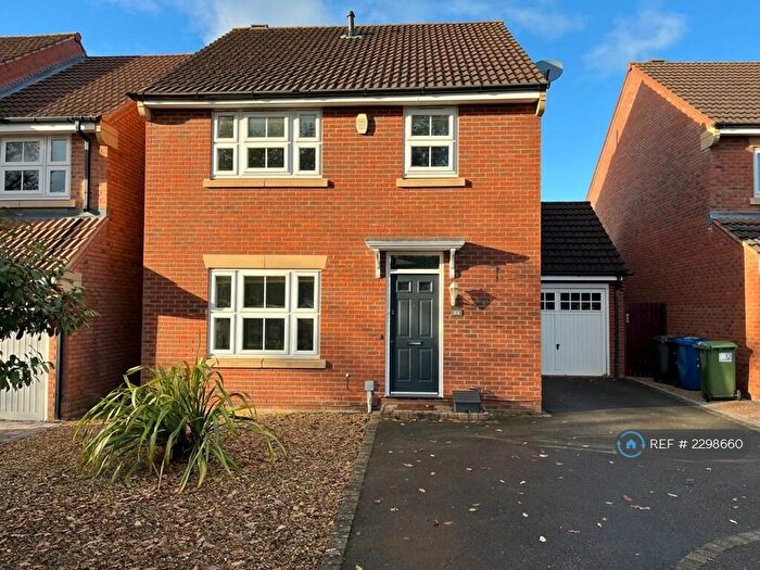 4 Bedroom Detached House To Rent In Bexhill Drive, Amington, Tamworth, B77