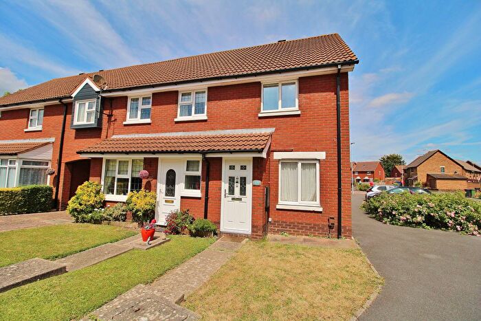 2 Bedroom End Of Terrace House To Rent In Station Road, Drayton, Portsmouth, PO6