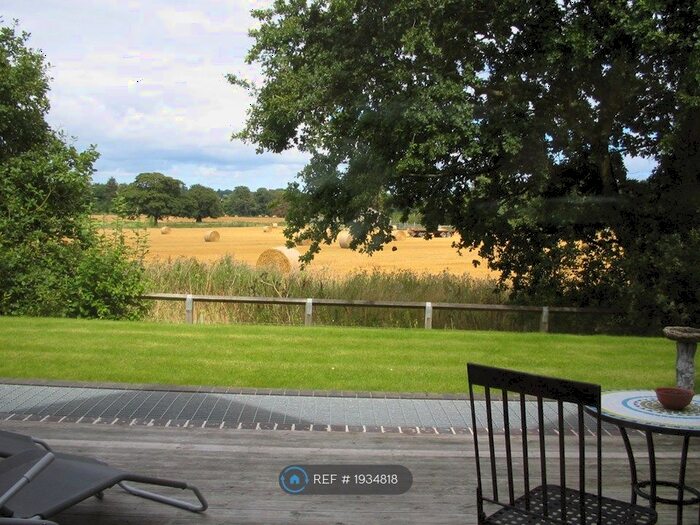 4 Bedroom Terraced House To Rent In Whitlingham Hall, Trowse, Norwich, NR14