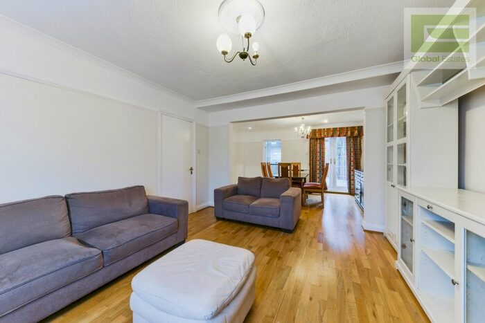 3 Bedroom Terraced House To Rent In Birch Walk, Mitcham, CR4