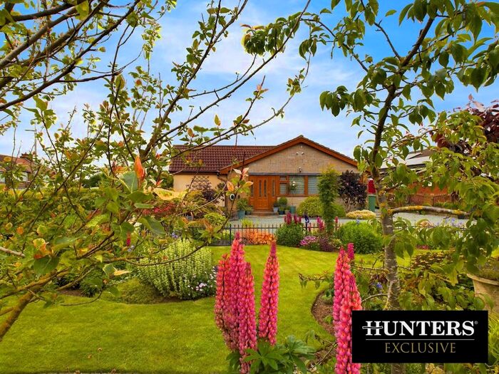 3 Bedroom Detached Bungalow For Sale In School Lane, Bempton, Bridlington, YO15