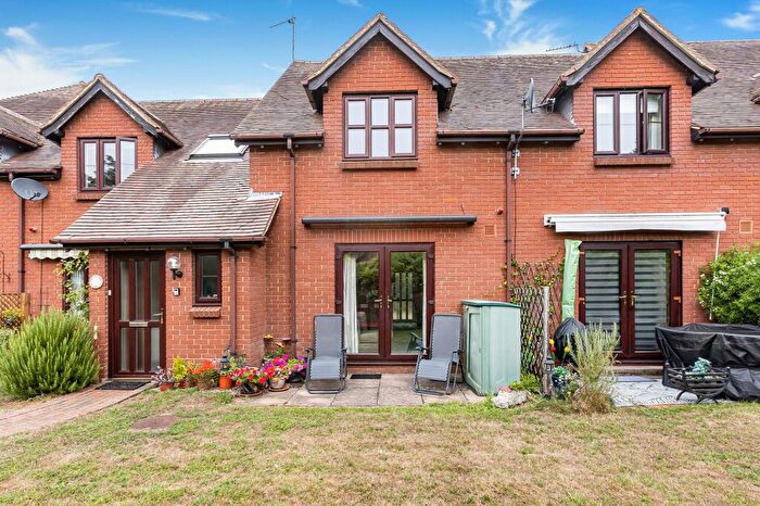 2 Bedroom Retirement Property For Sale In Orchard Walk, Watlington, OX49