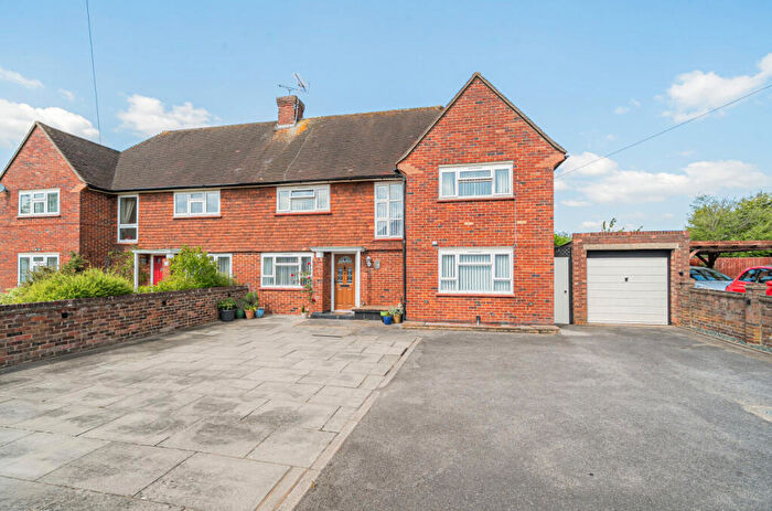 4 Bedroom Semi-Detached House For Sale In Church View, Ash, Surrey, GU12