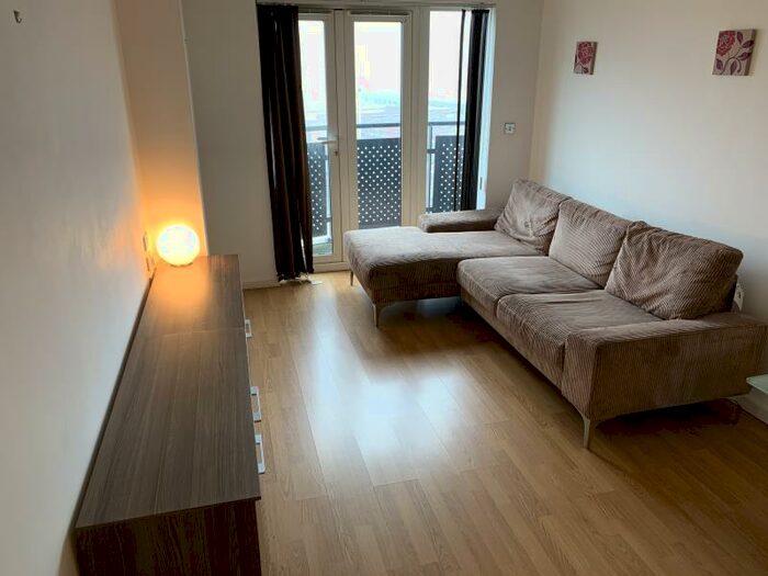 1 Bedroom Apartment To Rent In HIve, Masshouse Plaza, Birmingham, B5