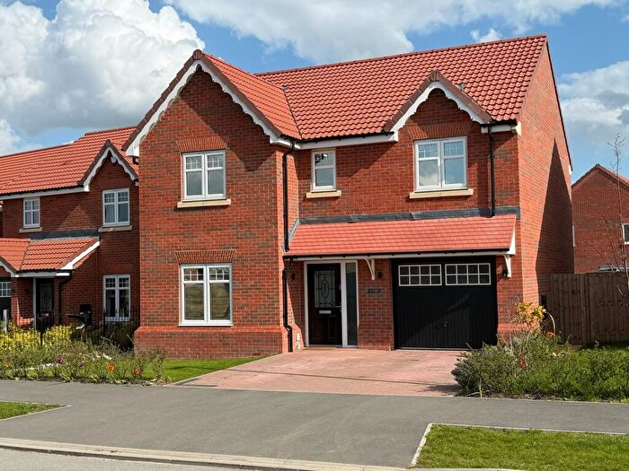 4 Bedroom Detached House For Sale In Butterfly Way, New Rossington, Doncaster, DN11
