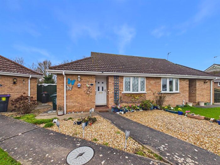 1 Bedroom Semi-Detached Bungalow For Sale In Lyle Close, Mablethorpe, LN12