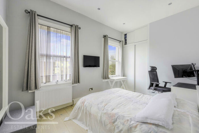 1 Bedroom Apartment For Sale In Canning Road, Addiscombe, CR0