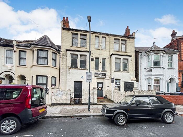 Terraced House For Sale In Former Legionaire Club Willesden, Villiers Road, London, Brent, NW2
