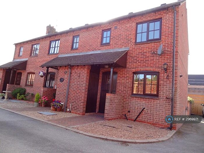 2 Bedroom End Of Terrace House To Rent In Cluster Court, Belper, DE56