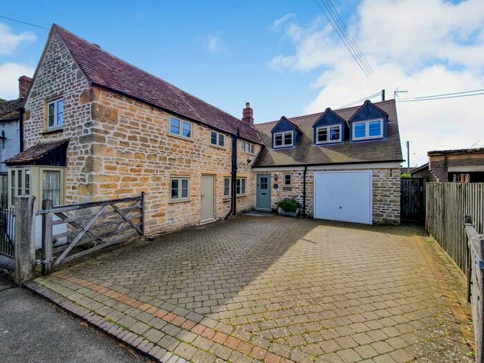 5 Bedroom Detached House For Sale In High Street, Kemerton, Tewkesbury, Gloucestershire, GL20
