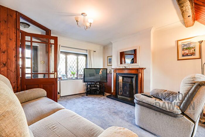 2 Bedroom Cottage For Sale In Wheatley Lane Road, Burnley, BB12