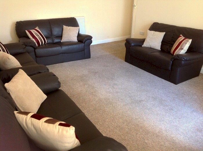 10 Bedroom End Of Terrace House To Rent In Cecil Street, Plymouth, PL1