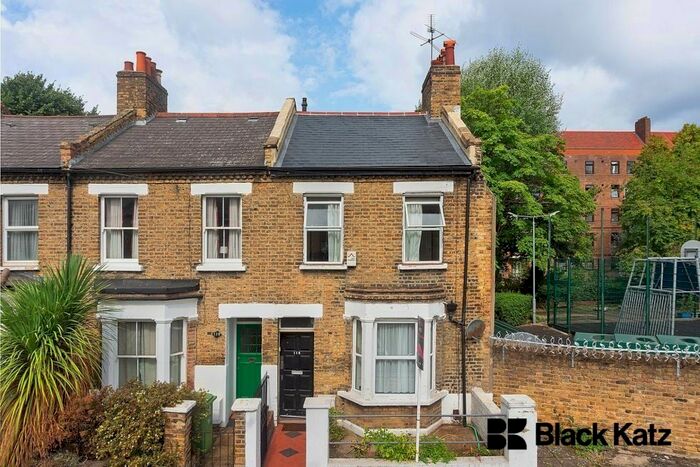 4 Bedroom Town House To Rent In Astbury Road, London, SE15
