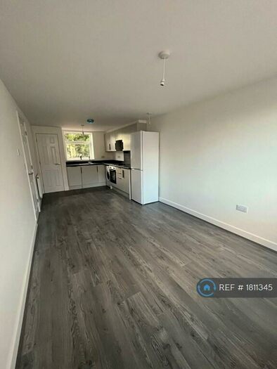 1 Bedroom Flat To Rent In Coventry, Coventry, CV6