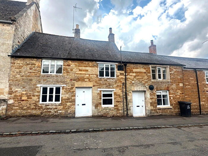 4 Bedroom Terraced House To Rent In Church Street, Cottingham, Market Harborough, LE16