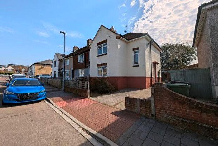 3 Bedroom Property To Rent In Colwell Road, Portsmouth, PO6