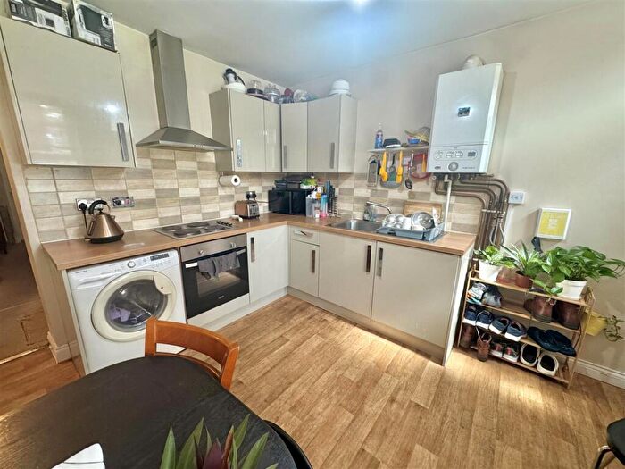 1 Bedroom Apartment To Rent In Club Street, Sheffield, S11