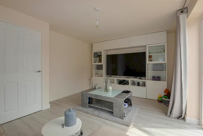 3 Bedroom End Of Terrace House For Sale In Old Market Road, Bridgwater, TA6