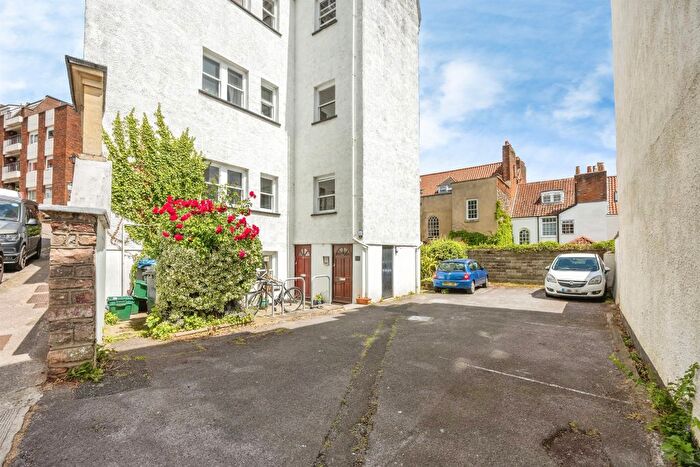 2 Bedroom Flat For Sale In Granby Hill, Clifton, Bristol, BS8