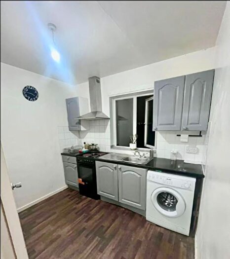 1 Bedroom Flat To Rent In High Treees, London, SW2