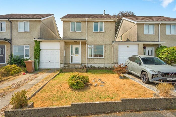 3 Bedroom Link Detached House For Sale In Wensum Close, Plymouth, PL7