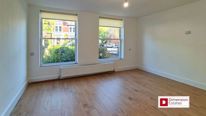 Studio To Rent In Marlborough Road, London, W4