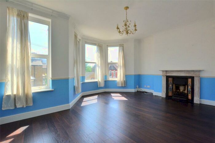 2 Bedroom Apartment To Rent In Sandrock Road, London, SE13