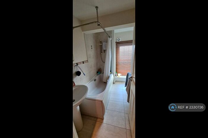 1 Bedroom Flat To Rent In Emporium Court, Swindon, SN1