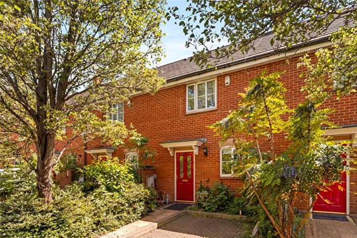 3 Bedroom Terraced House For Sale In Manchester Court, Garvary Road, London, E16
