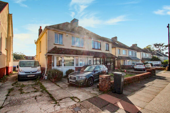 4 Bedroom Semi-Detached House To Rent In Sullington Way, Shoreham-by-Sea, BN43