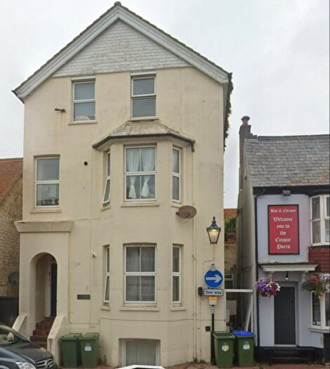 1 Bedroom Maisonette To Rent In High Street Seaford, BN25
