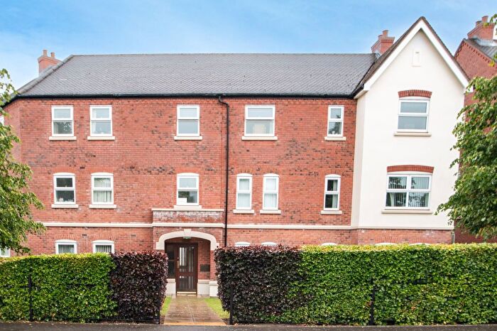 2 Bedroom Flat To Rent In St. Francis Drive, Birmingham, West Midlands, B30