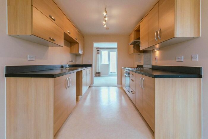 4 Bedroom Property To Rent In Molyneux Square, Hampton Vale, Peterborough, PE7