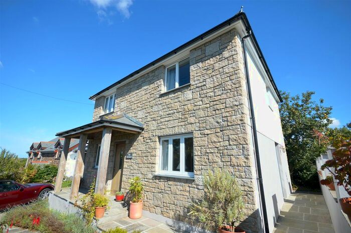 3 Bedroom Property To Rent In Kehelland, Camborne, TR14