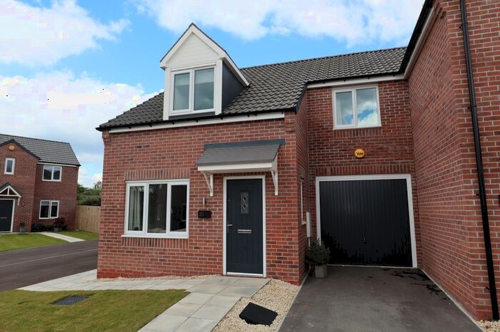 3 Bedroom Semi-Detached House For Sale In Barleycorn Lane, Wragby, LN8