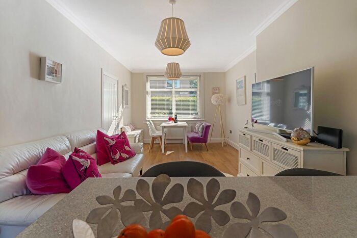 2 Bedroom Villa For Sale In Featherhall Place, Corstorphine, Edinburgh, EH12