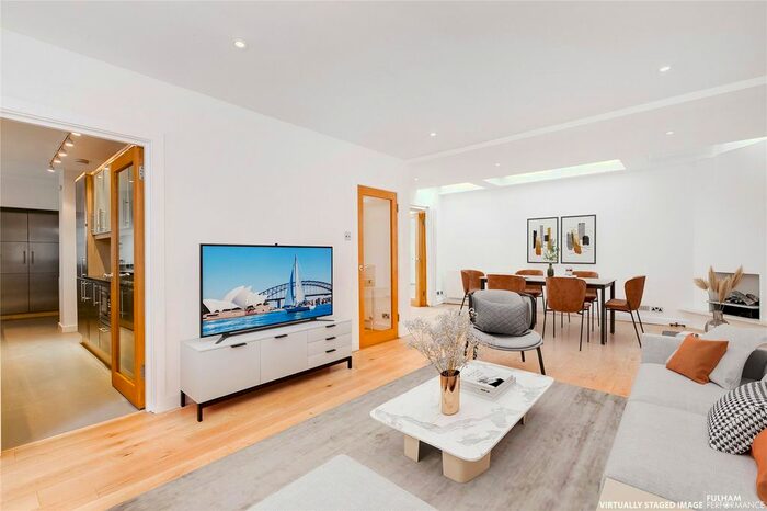 3 Bedroom Mews To Rent In Colbeck Mews, South Kensington, SW7