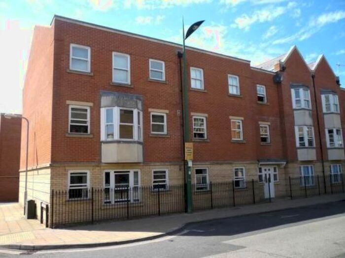 2 Bedroom Flat To Rent In St Mary's Street, Southampton, SO14