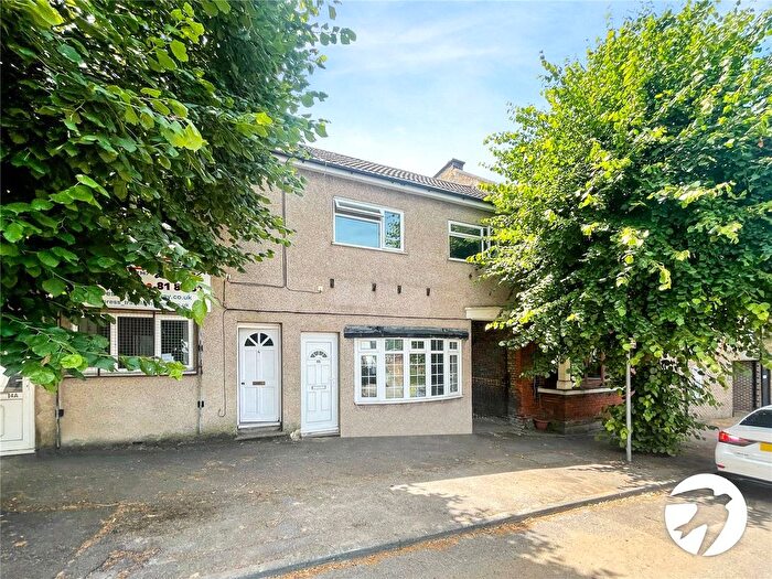 1 Bedroom Flat To Rent In Westcourt Street, Gillingham, Kent, ME7