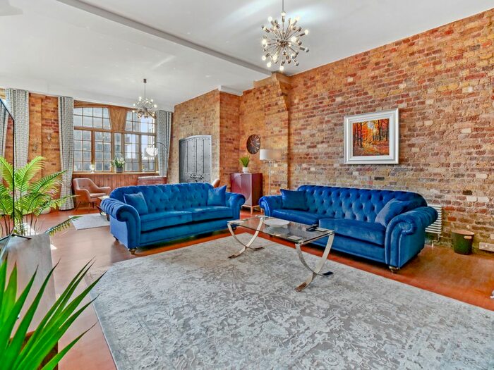 2 Bedroom Flat To Rent In Telford Yard, Wapping, E1W