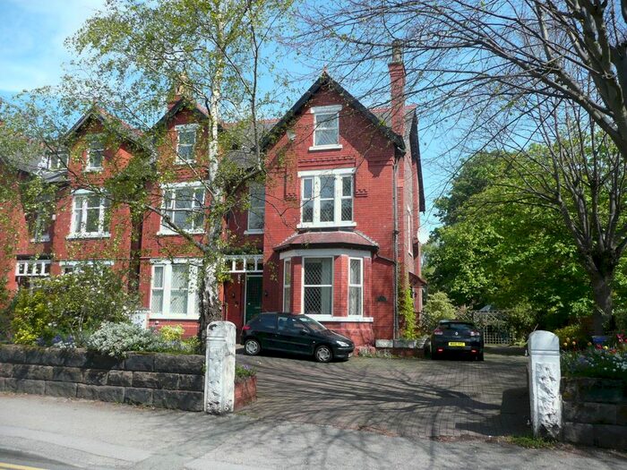 2 Bedroom Flat To Rent In Regent Road, Altrincham, WA14