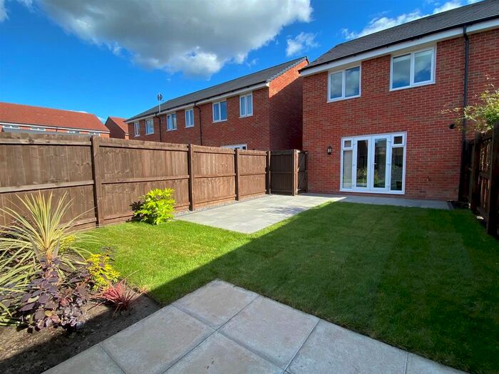 3 Bedroom Semi-Detached House To Rent In Muskett Drive, Northwich, CW8