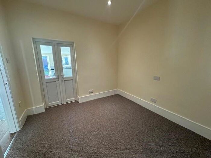 4 Bedroom Terraced House To Rent In Westwood Road, Ilford, IG3