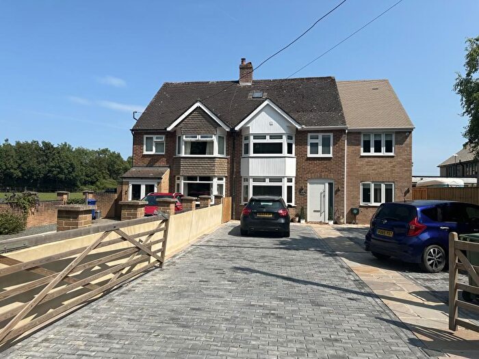 4 Bedroom Terraced House To Rent In Northampton Road, Weston-On-The-Green, OX25